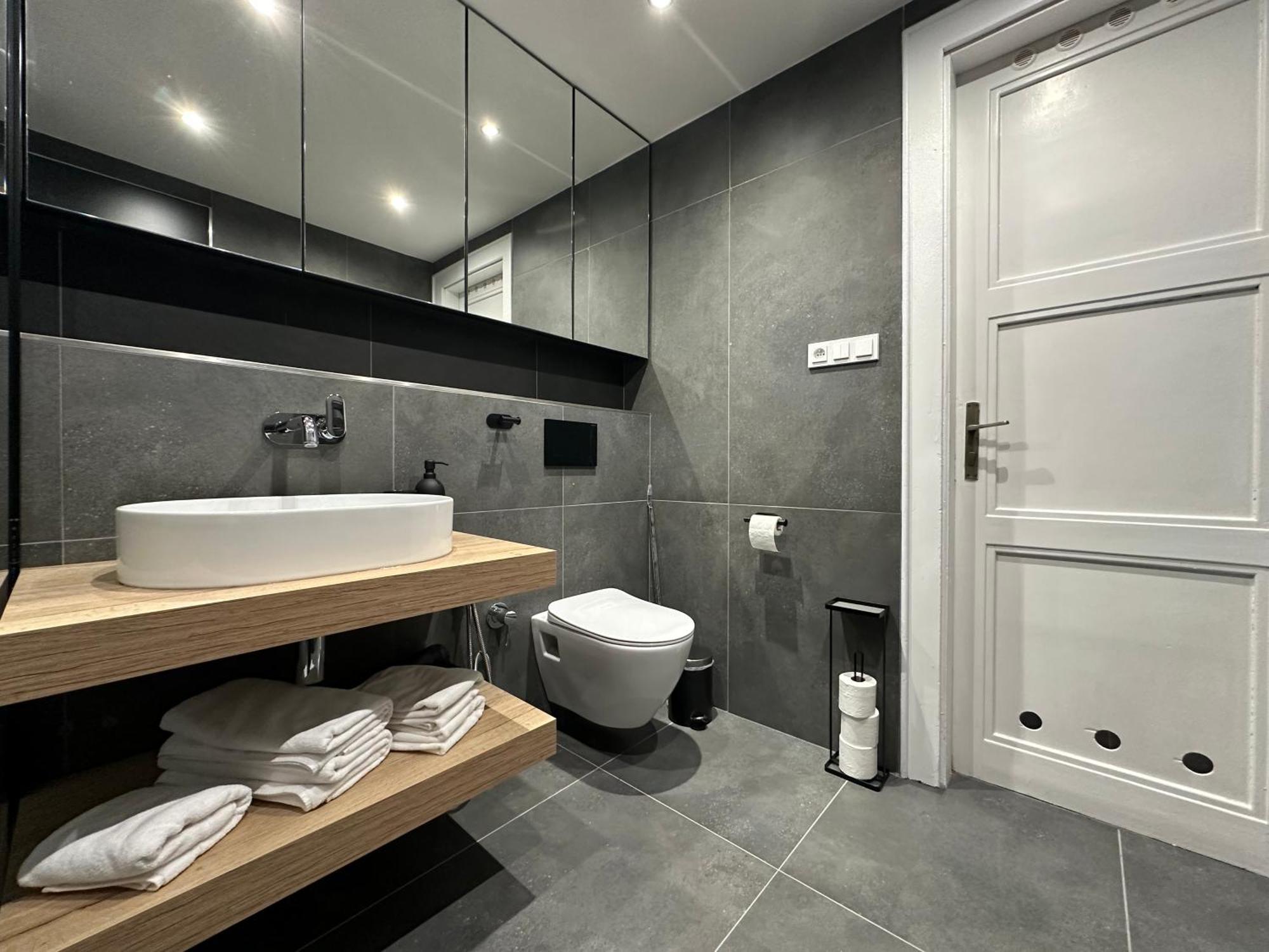 Botanique Rooms With Sauna By Homester Brünn Exterior foto